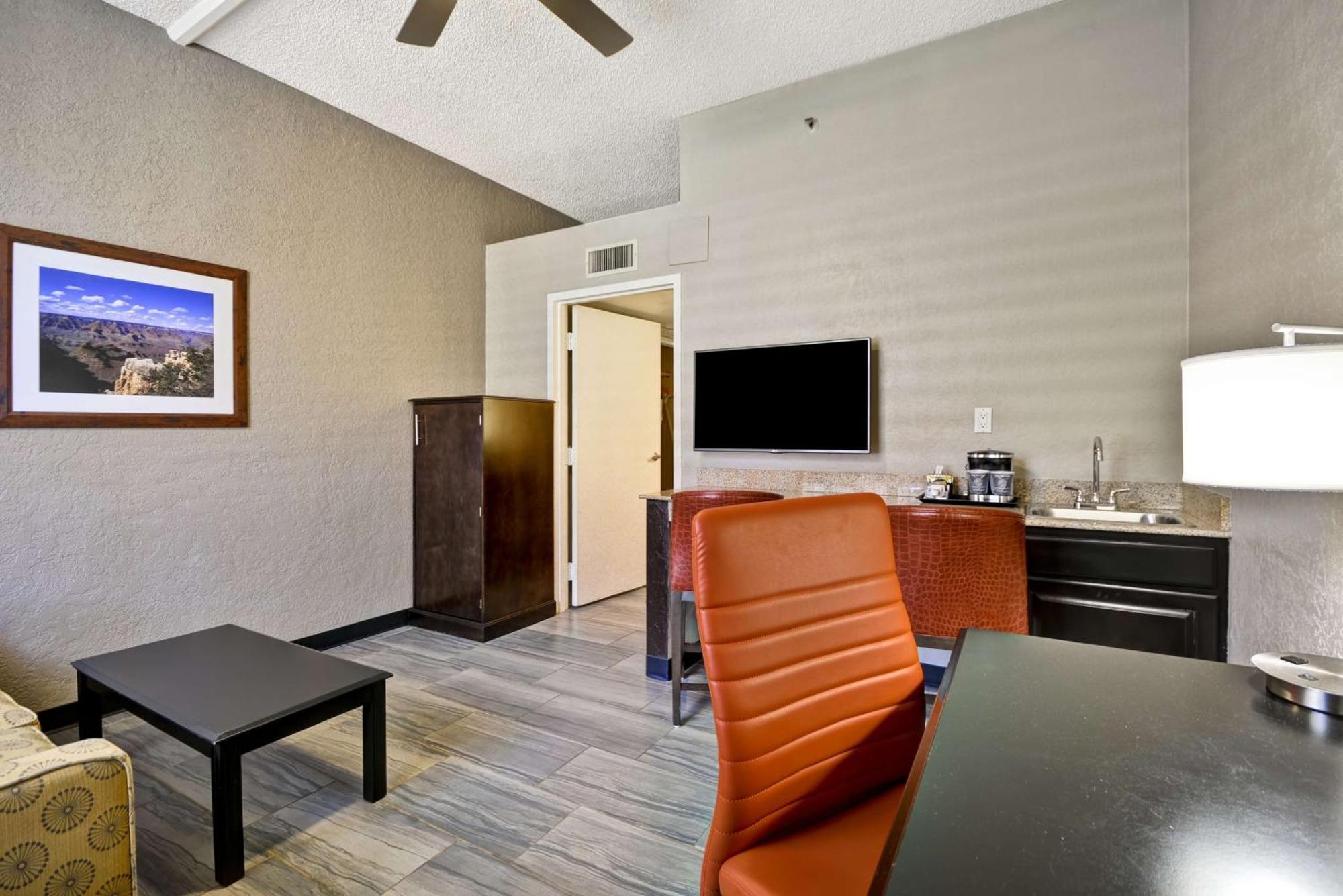 Doubletree By Hilton Phoenix North Exterior photo