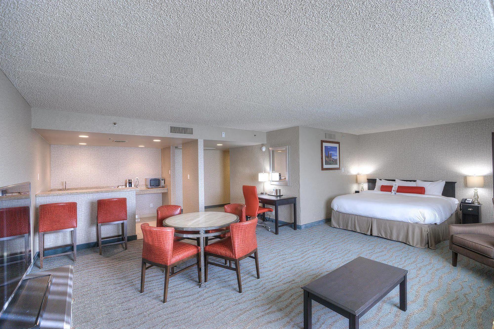 Doubletree By Hilton Phoenix North Exterior photo