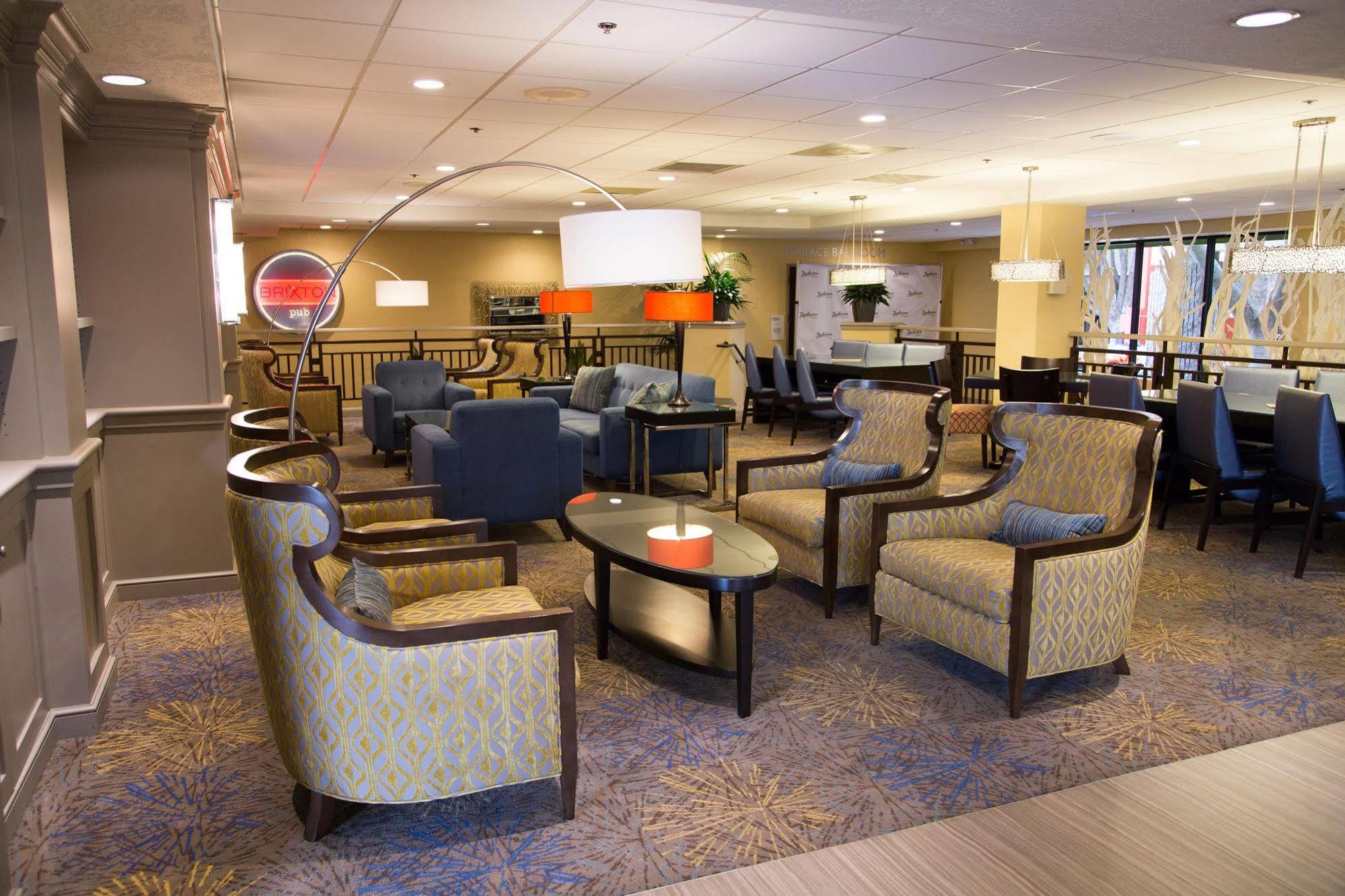Doubletree By Hilton Phoenix North Exterior photo